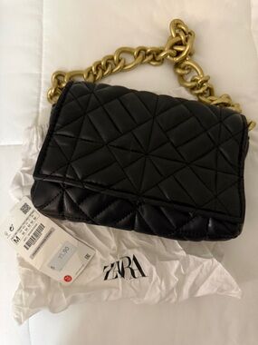 Zara Black Quilted Bag with Gold Chain